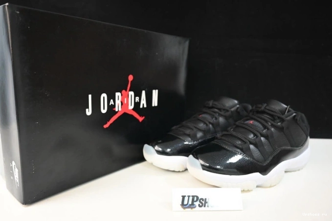 001 AV2187 AIR BLACK-WHITE JORDAN RETRO LOW 11 1119